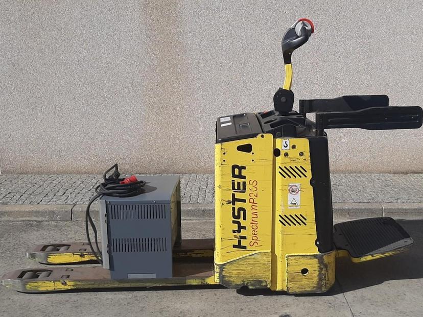 2015 HYSTER P2.0S FBW