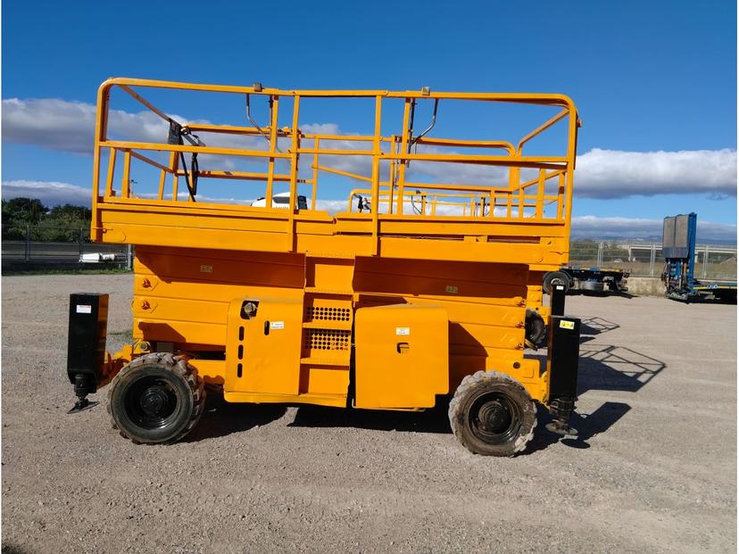 Plataforma tijera diésel 18M HAULOTTE H18SX