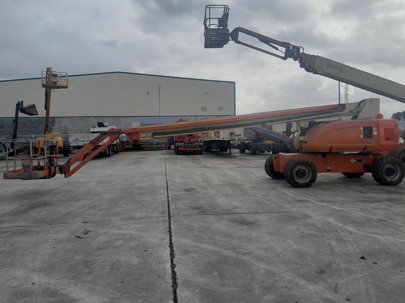 2007 JLG 860SJ